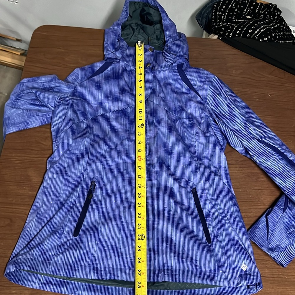 Columbia Ski Jacket - image 8